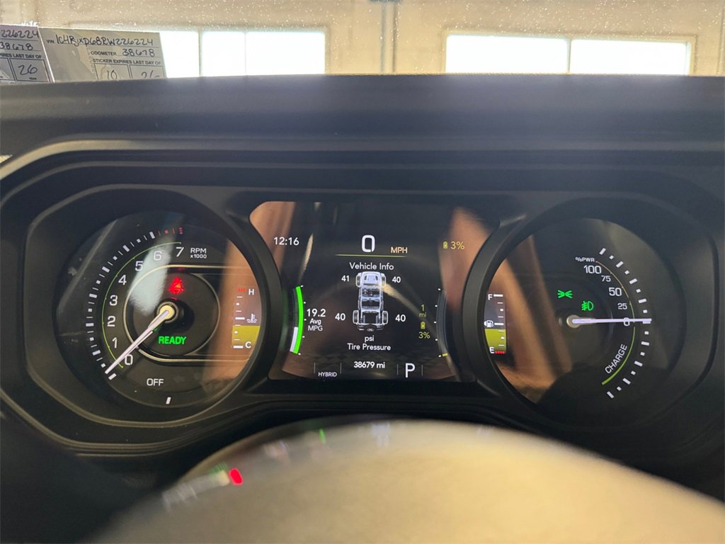 Used 2024 Jeep Wrangler Unlimited Sahara image 16