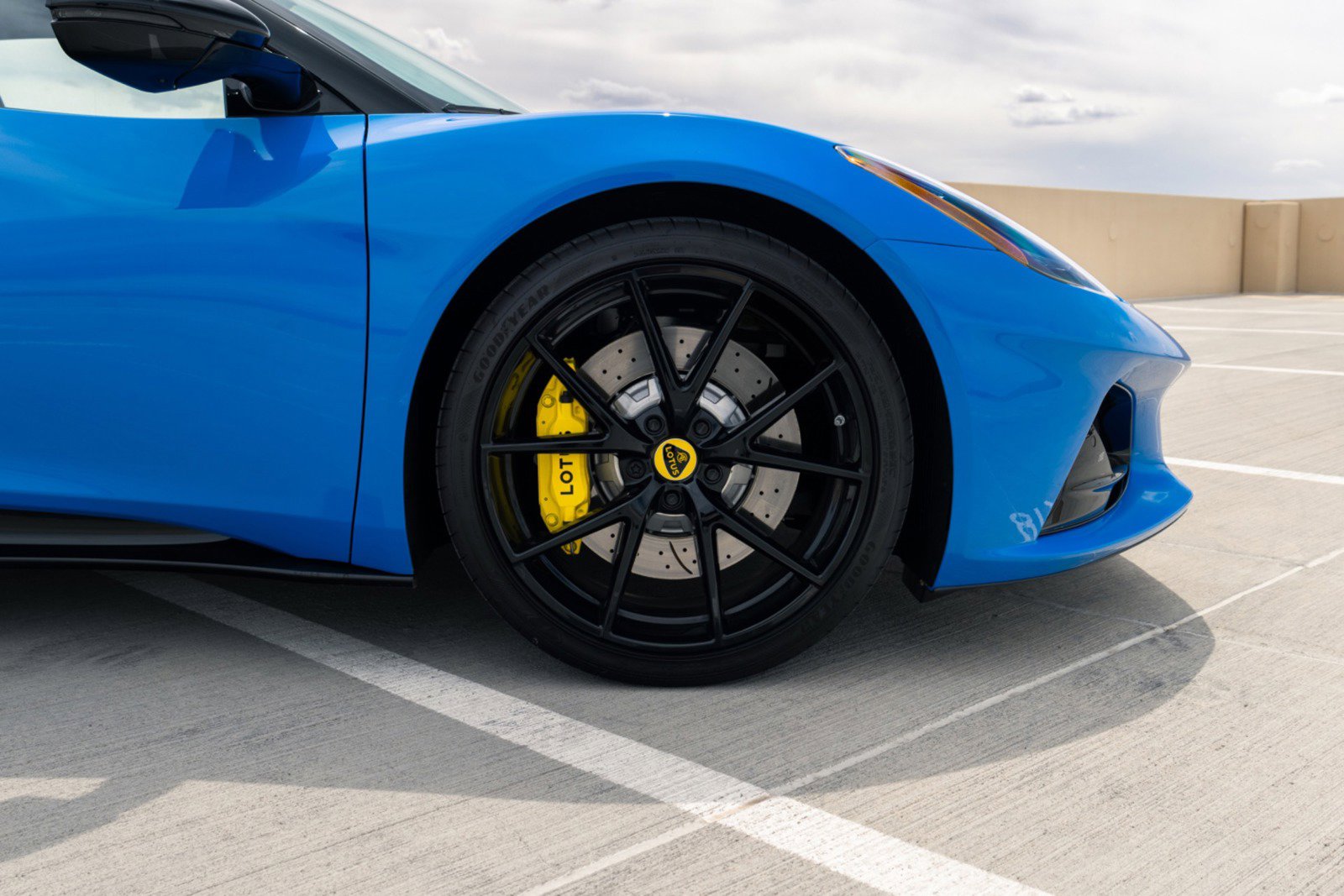 Used 2024 Lotus Emira First Edition image 15