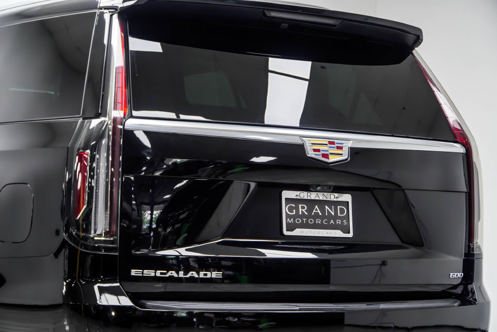 Used 2024 Cadillac Escalade Premium Luxury Platinum RWD image 21