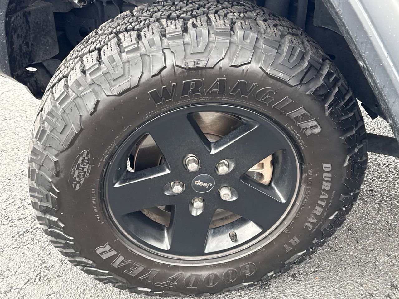 Used 2020 Jeep Gladiator Sport w/ Quick Order Package 24S image 12