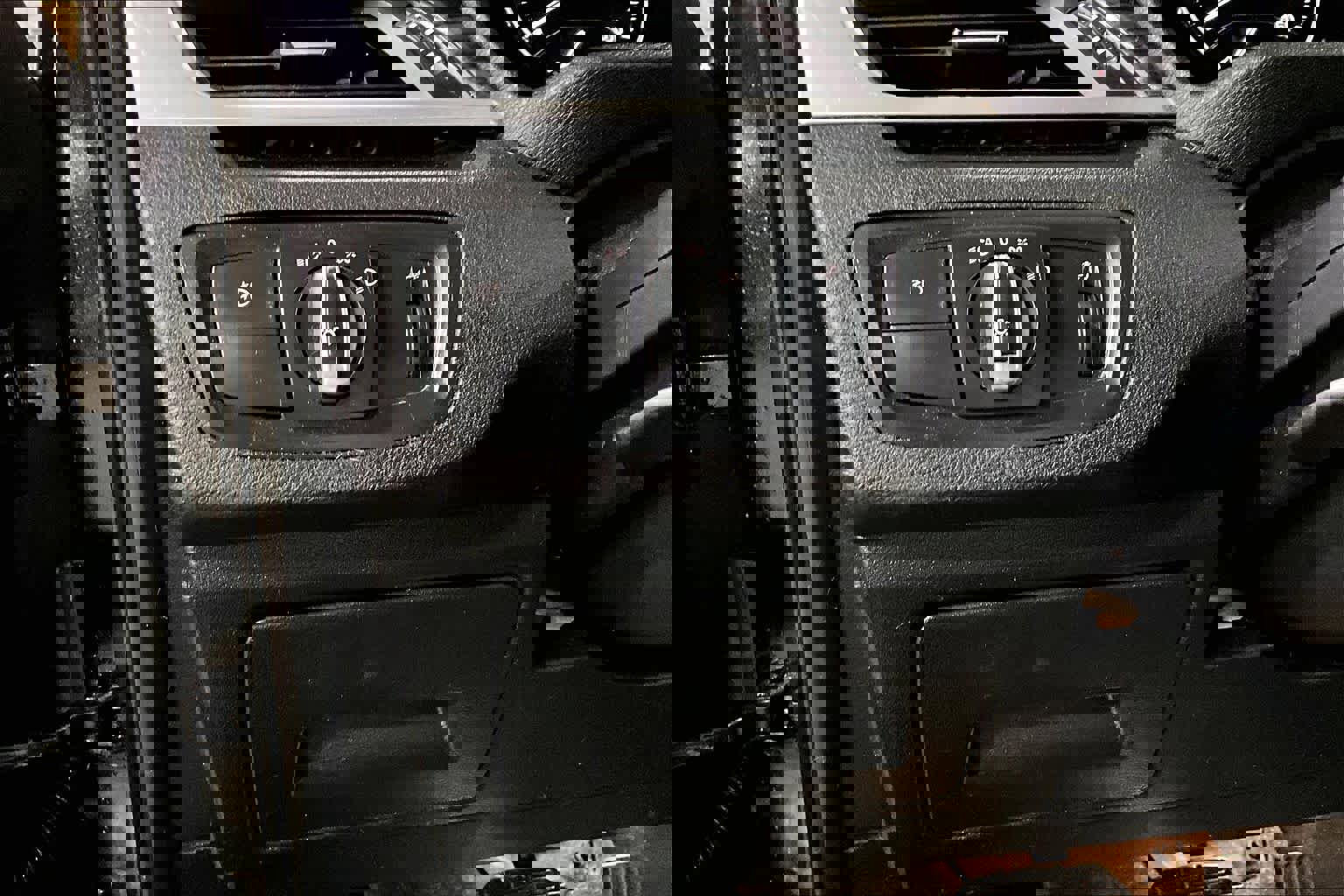 Used 2018 BMW X1 xDrive28i w/ Convenience Package AWD/4WD image 36