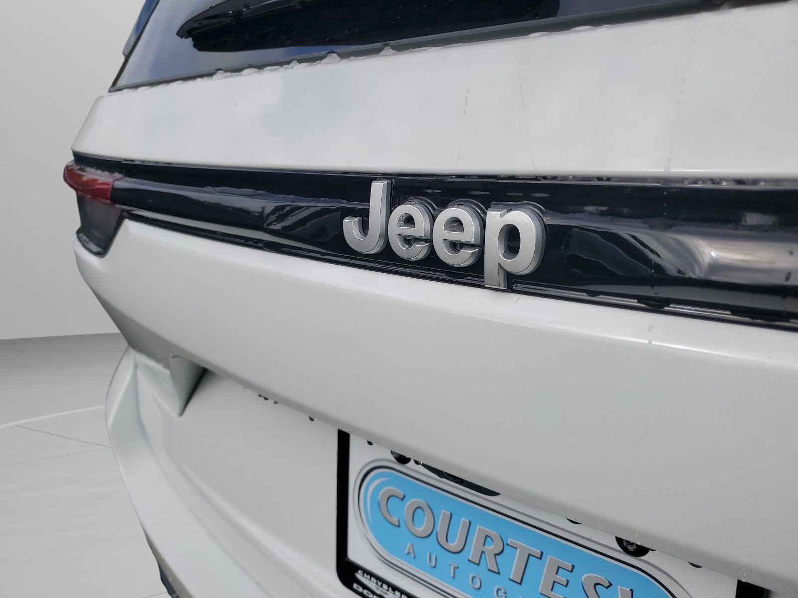 New 2025 Jeep Grand Cherokee Limited image 30