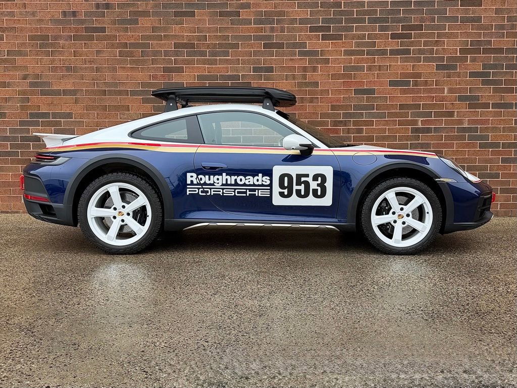 Certified 2024 Porsche 911 Dakar image 8