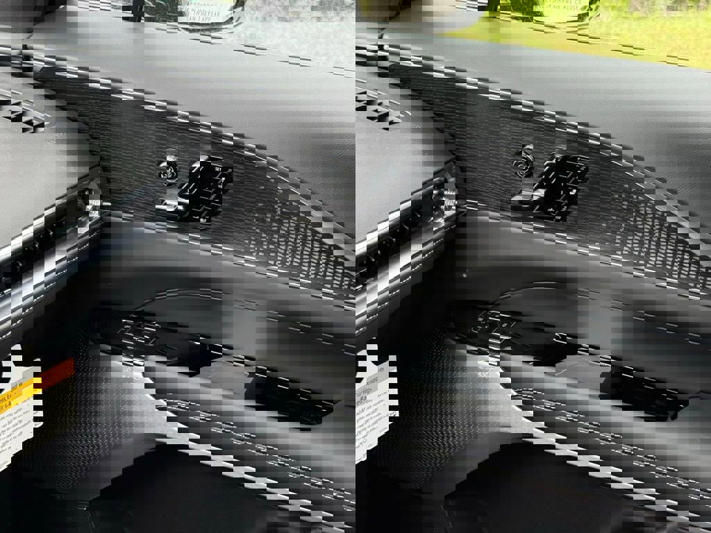 New 2026 Cadillac Lyriq V w/ Exterior Carbon Fiber Package image 33