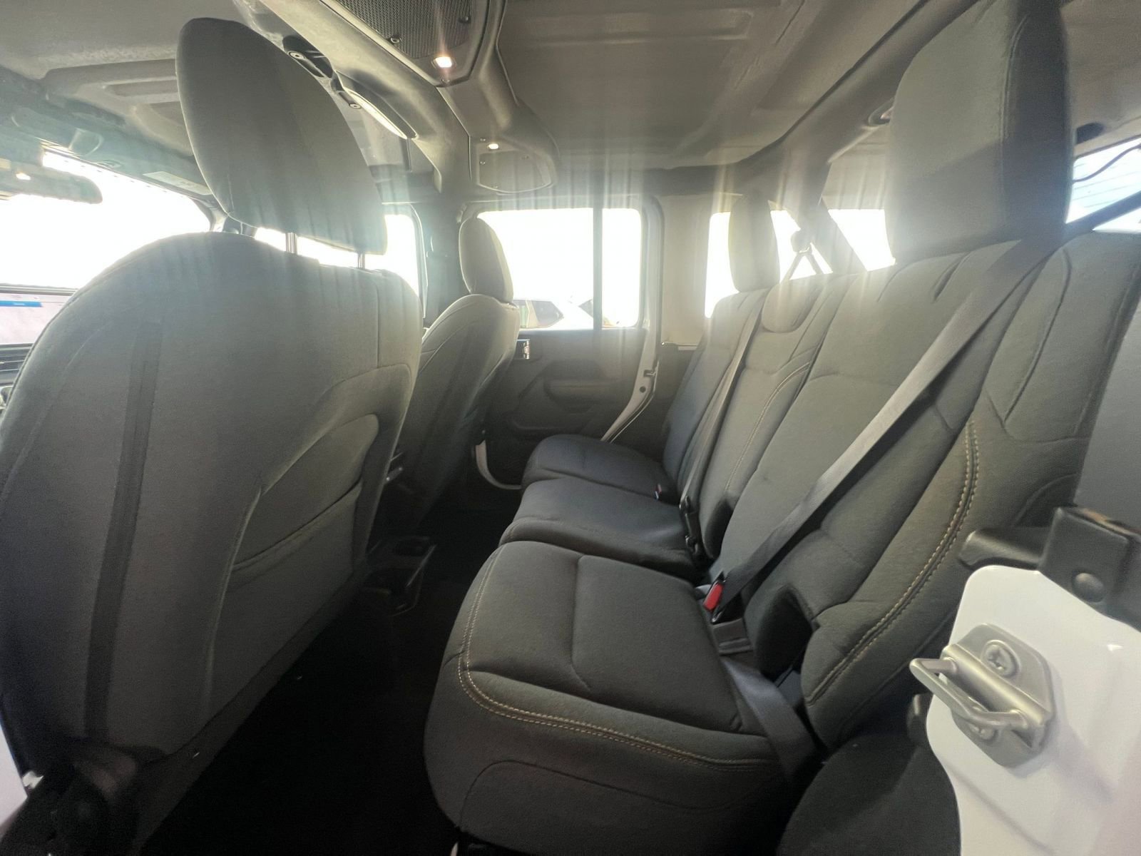 Used 2025 Jeep Wrangler Sport S image 25