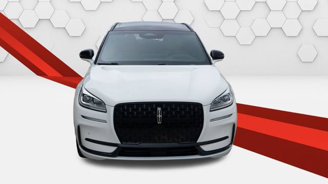 Used 2023 Lincoln Corsair Reserve w/ Equipment Group 202A FWD image 9