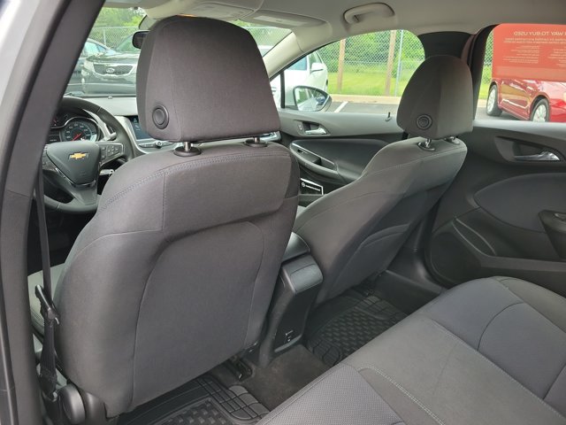 Used 2018 Chevrolet Cruze LT FWD image 24