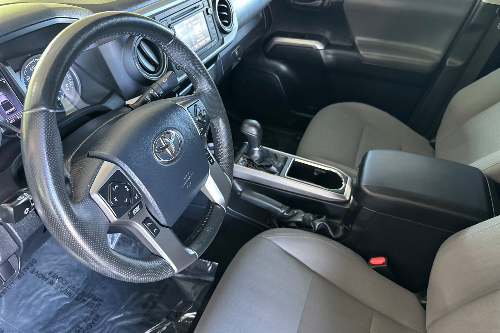 Certified 2019 Toyota Tacoma SR5 image 12