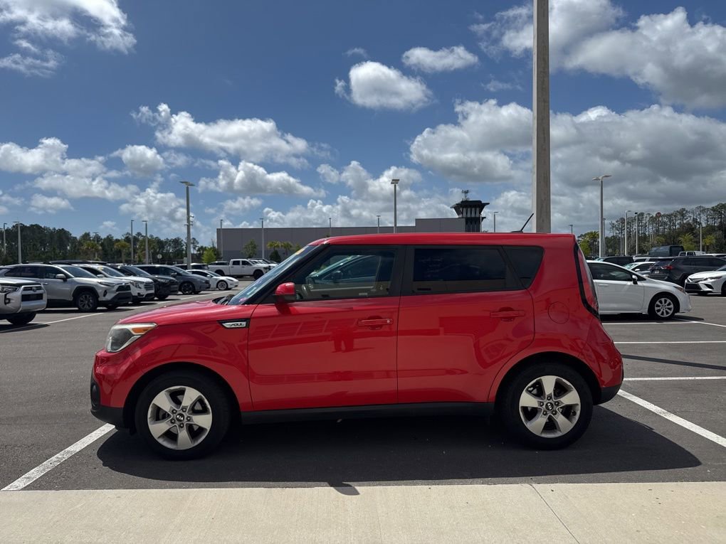 Used 2019 Kia Soul FWD image 4