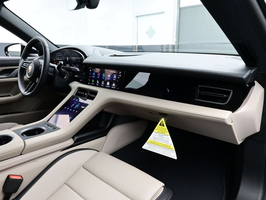 New 2026 Porsche Taycan 4S AWD/4WD image 18