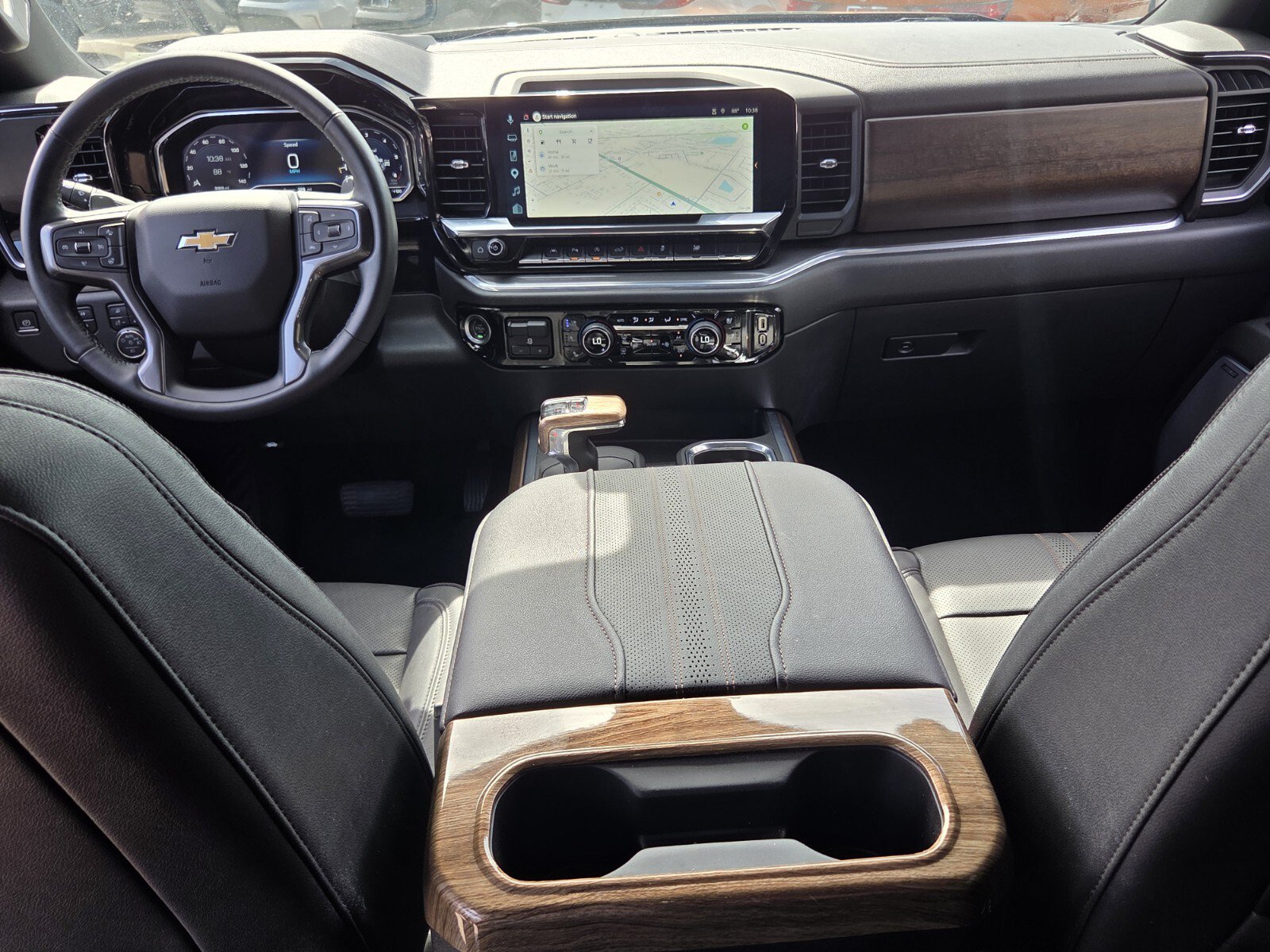Certified 2024 Chevrolet Silverado 1500 High Country w/ High Country Premium Package AWD/4WD image 16