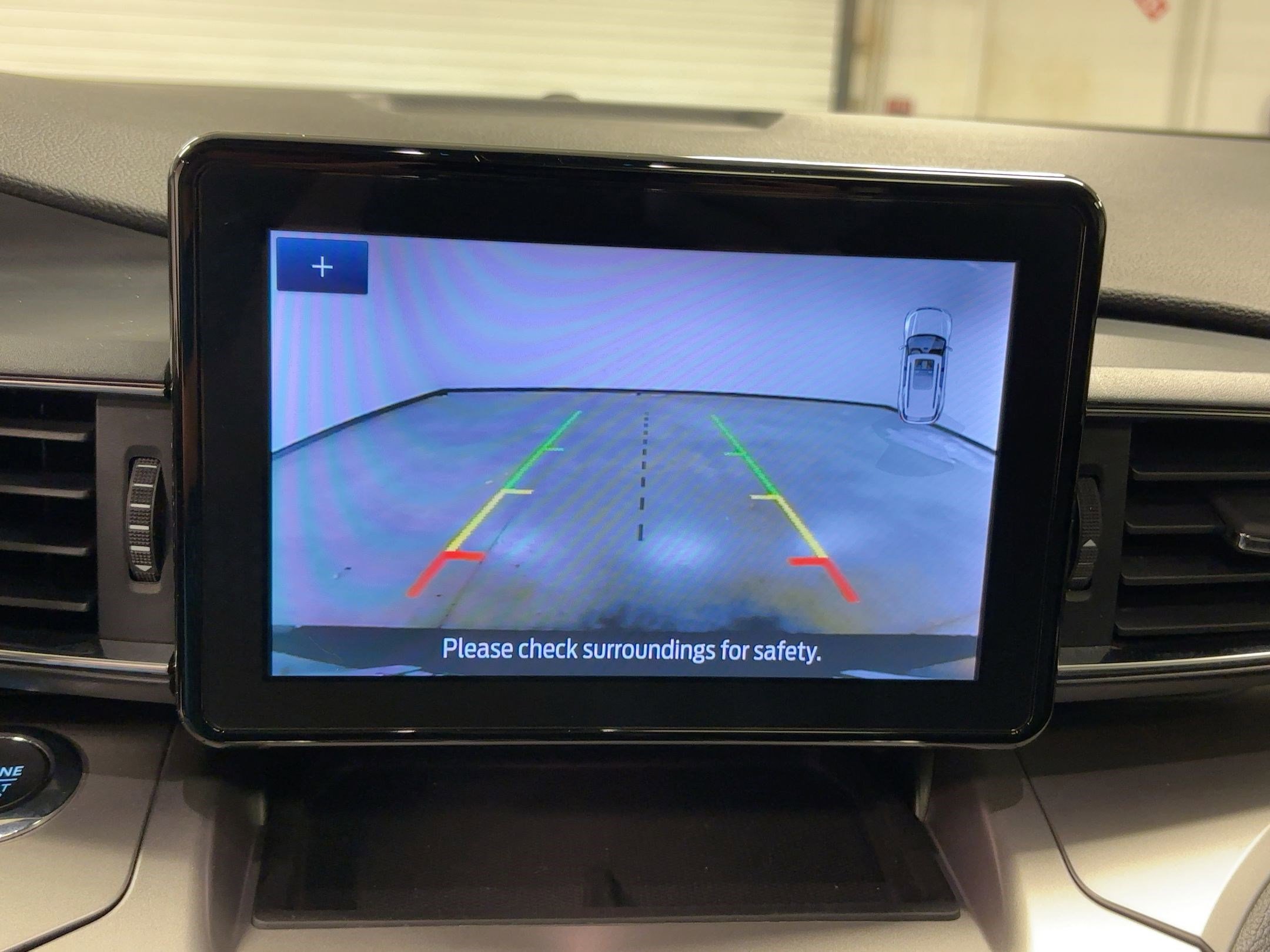 Used 2022 Ford Explorer XLT w/ Equipment Group 202A image 26