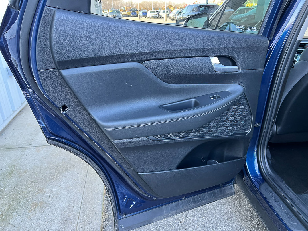 Used 2023 Hyundai Santa Fe SEL image 27