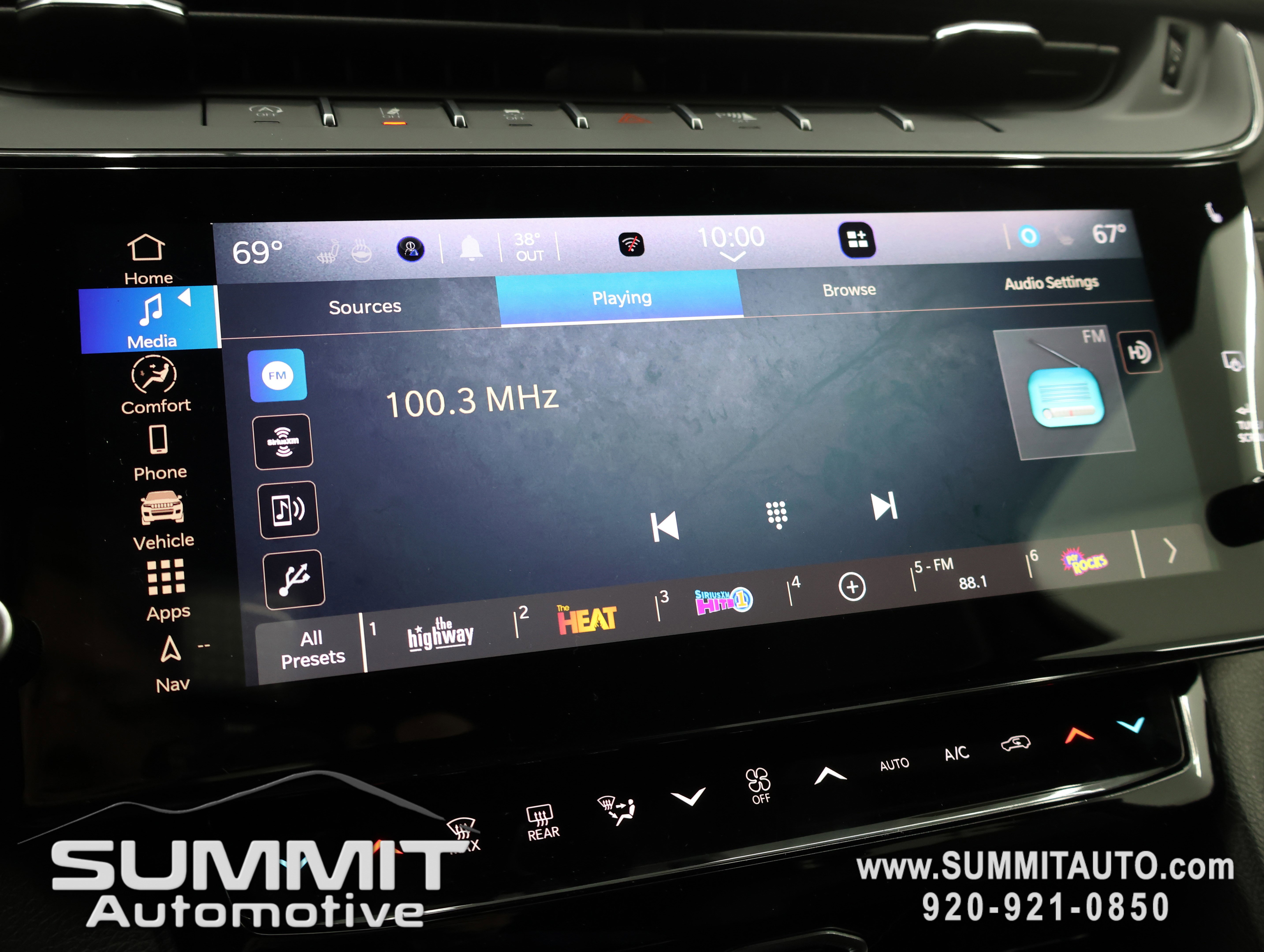 New 2026 Jeep Grand Cherokee L Laredo Altitude image 46