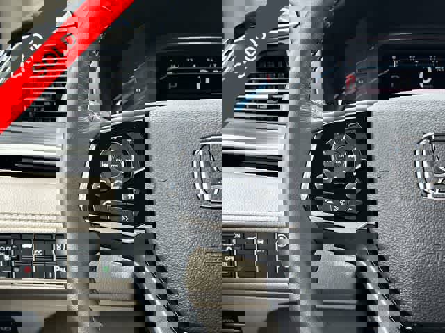 Used 2023 Honda Odyssey Elite image 10