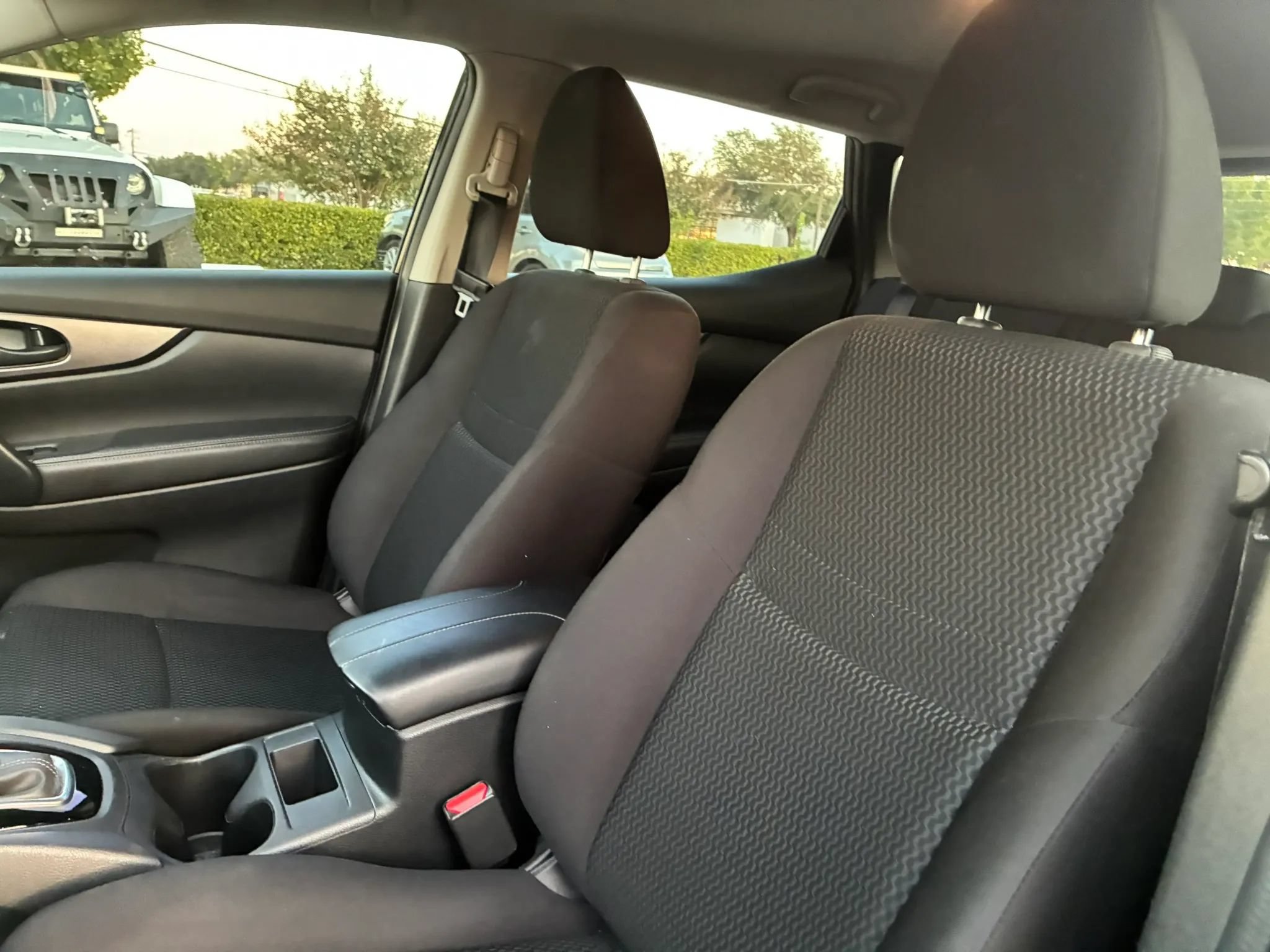 Used 2020 Nissan Rogue Sport S FWD image 12