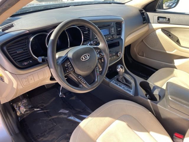 Used 2011 Kia Optima LX FWD image 7