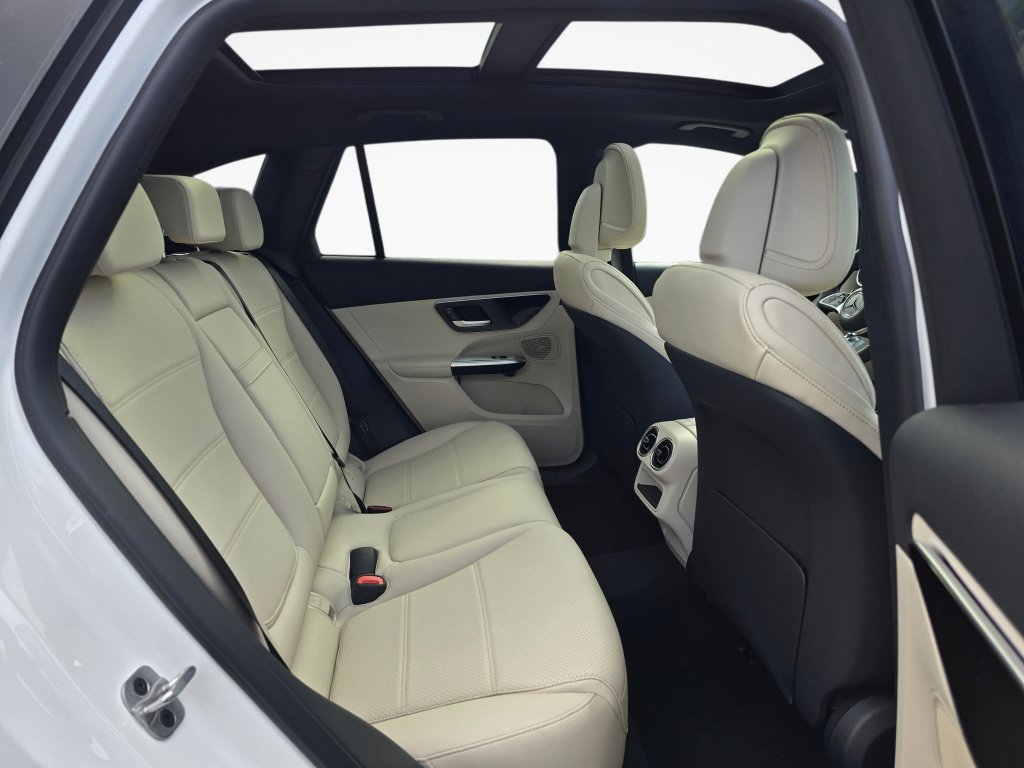 New 2026 Mercedes-Benz GLC 300 4MATIC image 23
