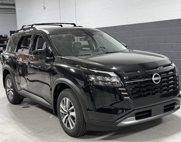 New 2026 Nissan Pathfinder SL AWD/4WD image 2