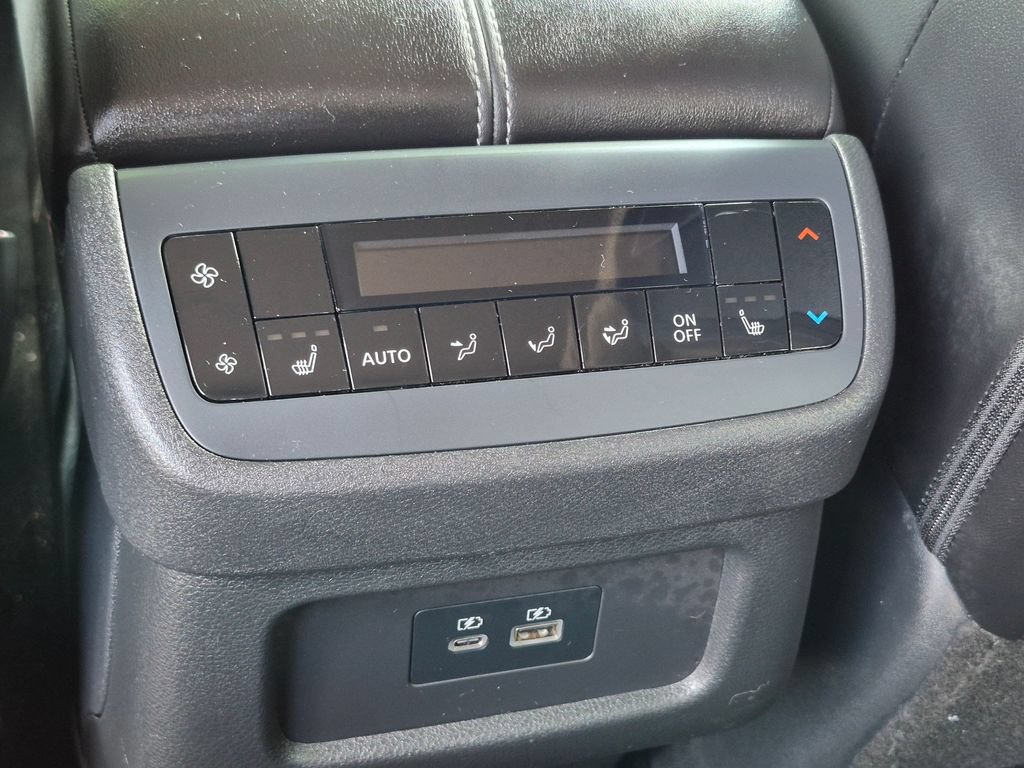 Used 2024 Nissan Pathfinder SL w/ SL Premium Package AWD/4WD image 29
