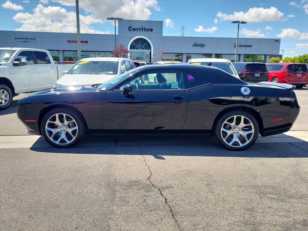 Used 2015 Dodge Challenger SXT Plus image 28