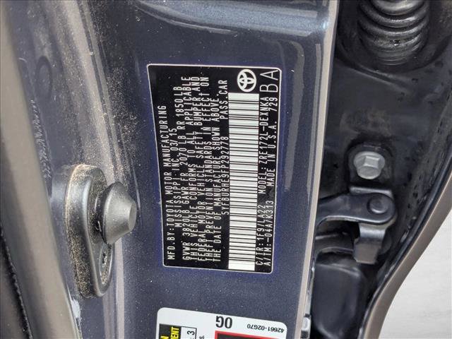 Used 2015 Toyota Corolla LE Premium image 24