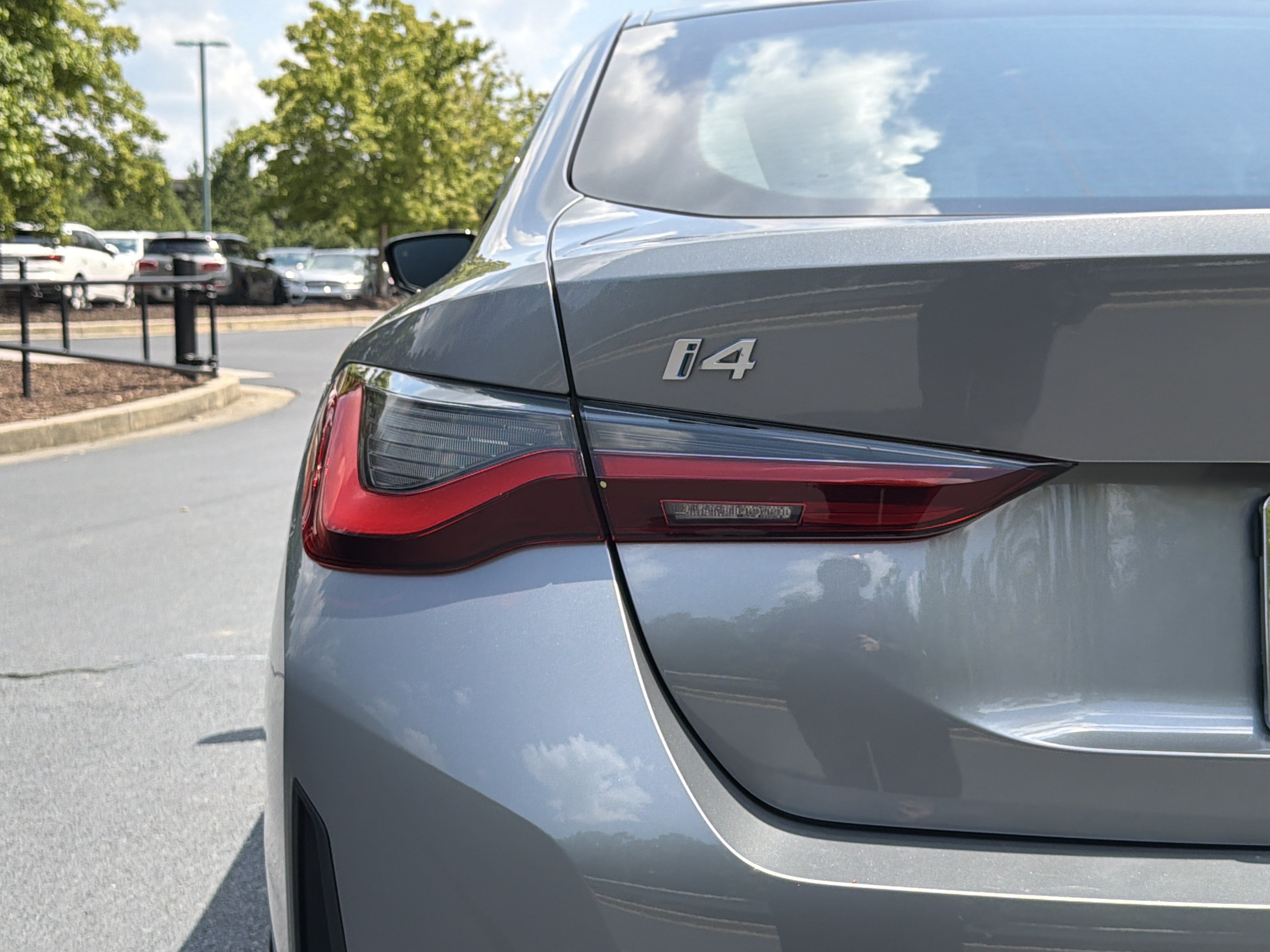 Used 2023 BMW i4 eDrive35 RWD image 48