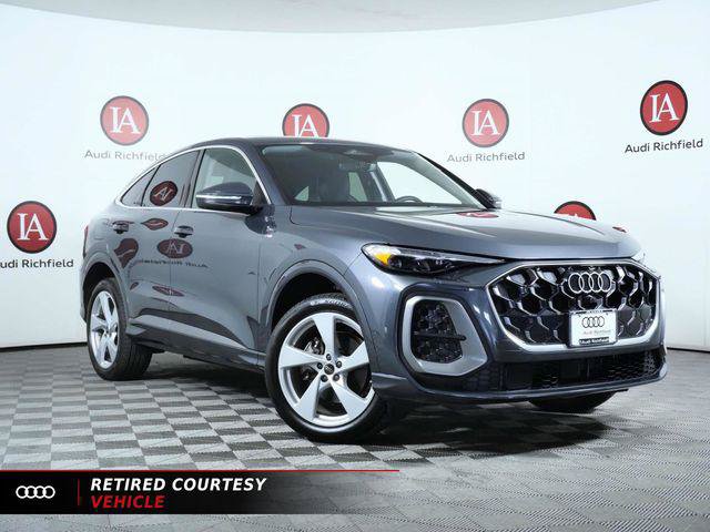 Used 2025 Audi Q5 Premium Plus w/ Premium Plus AWD/4WD image 1
