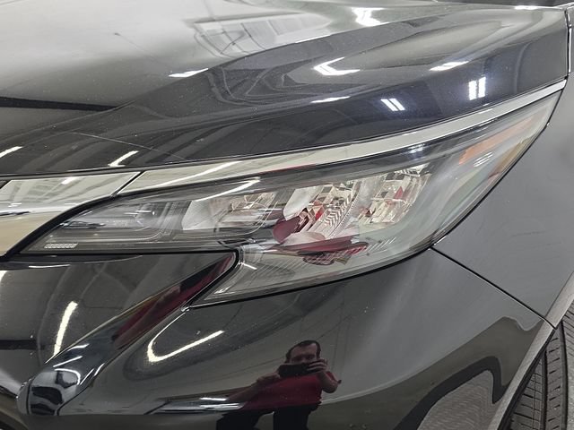 Certified 2026 Toyota Sienna XLE FWD image 25