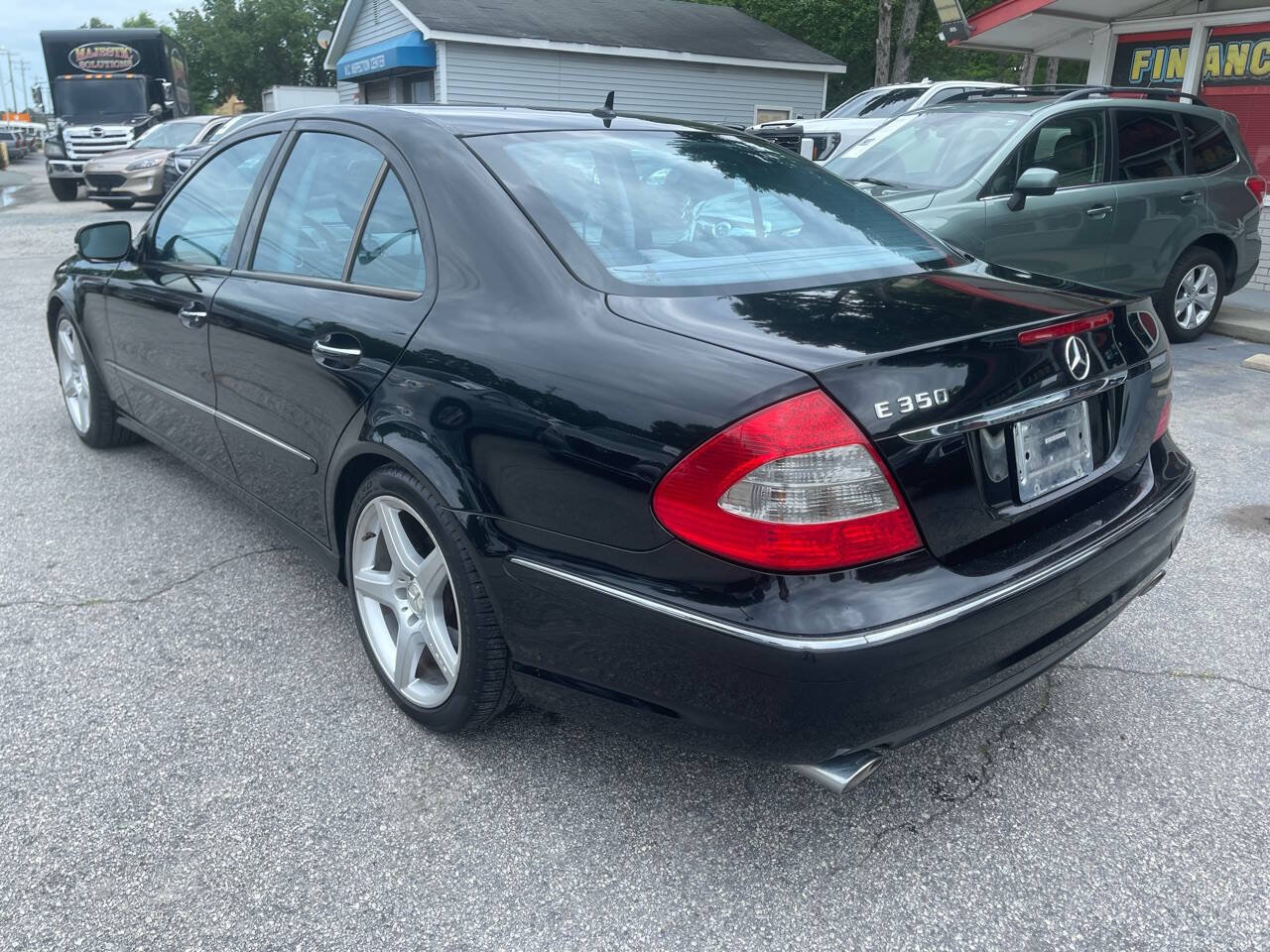 Used 2009 Mercedes-Benz E 350 Sedan image 5