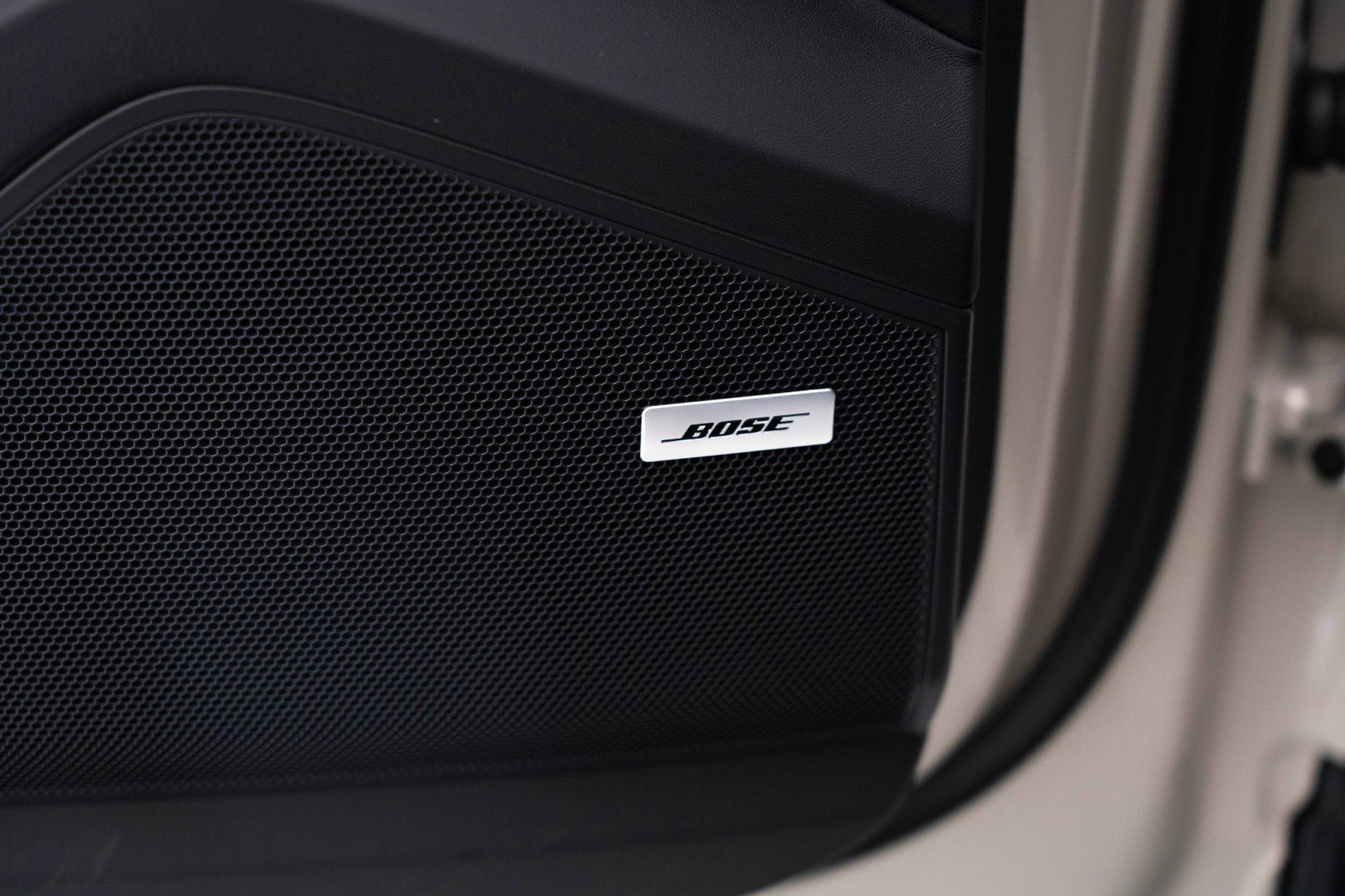 New 2025 Porsche Cayenne image 22