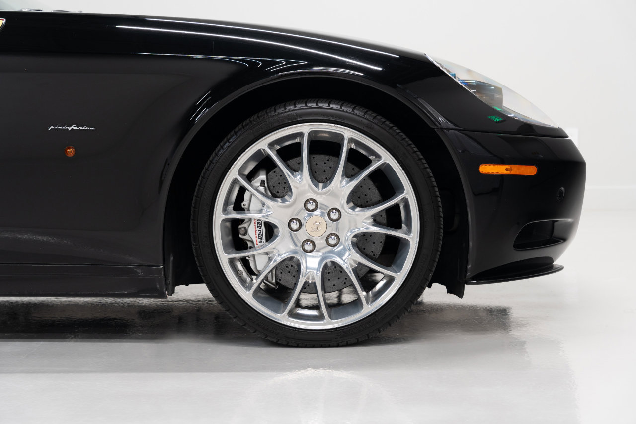 Used 2009 Ferrari 612 Scaglietti image 21