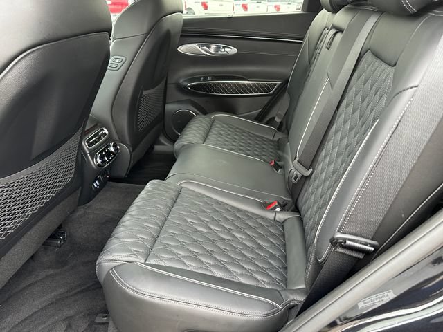 Used 2023 Genesis GV70 3.5T Sport w/ Sport Prestige Package AWD/4WD image 15