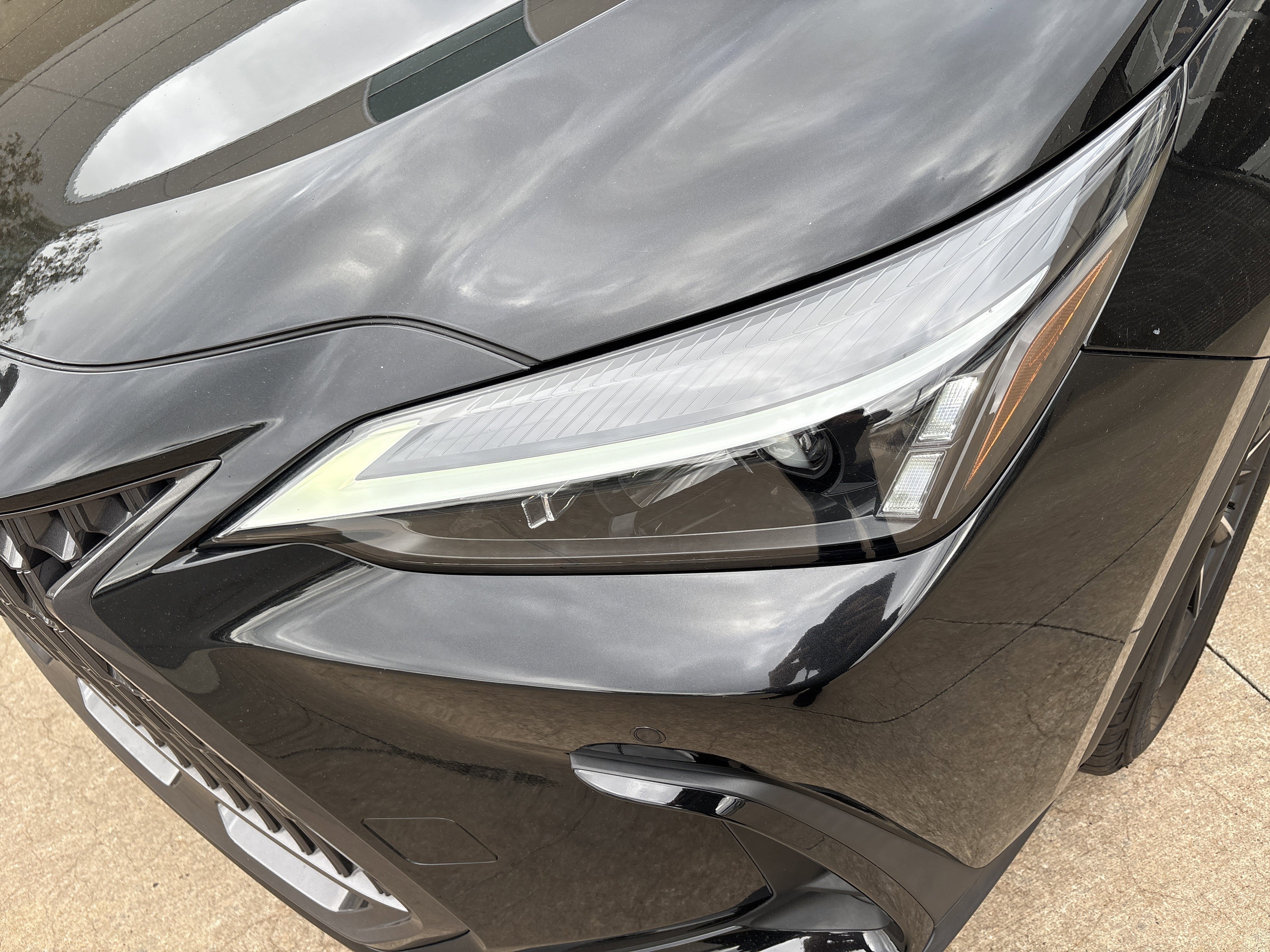 Used 2024 Lexus NX 250 FWD w/ Towing Package (2000 Lbs) image 12