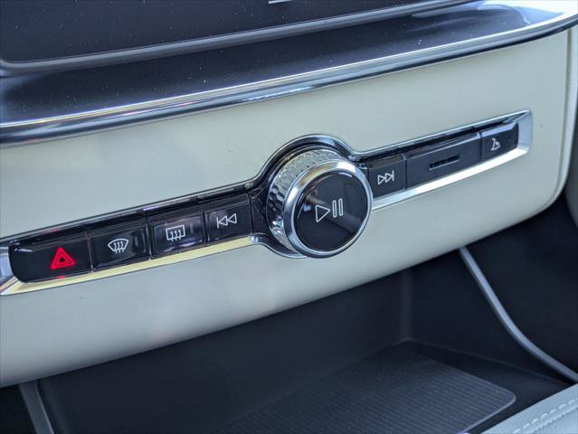 New 2026 Volvo XC90 T8 Ultra AWD/4WD image 10