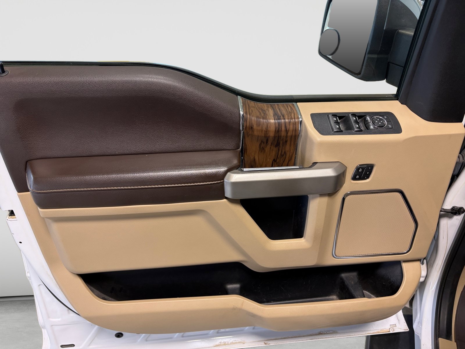 Used 2018 Ford F150 Lariat RWD image 10