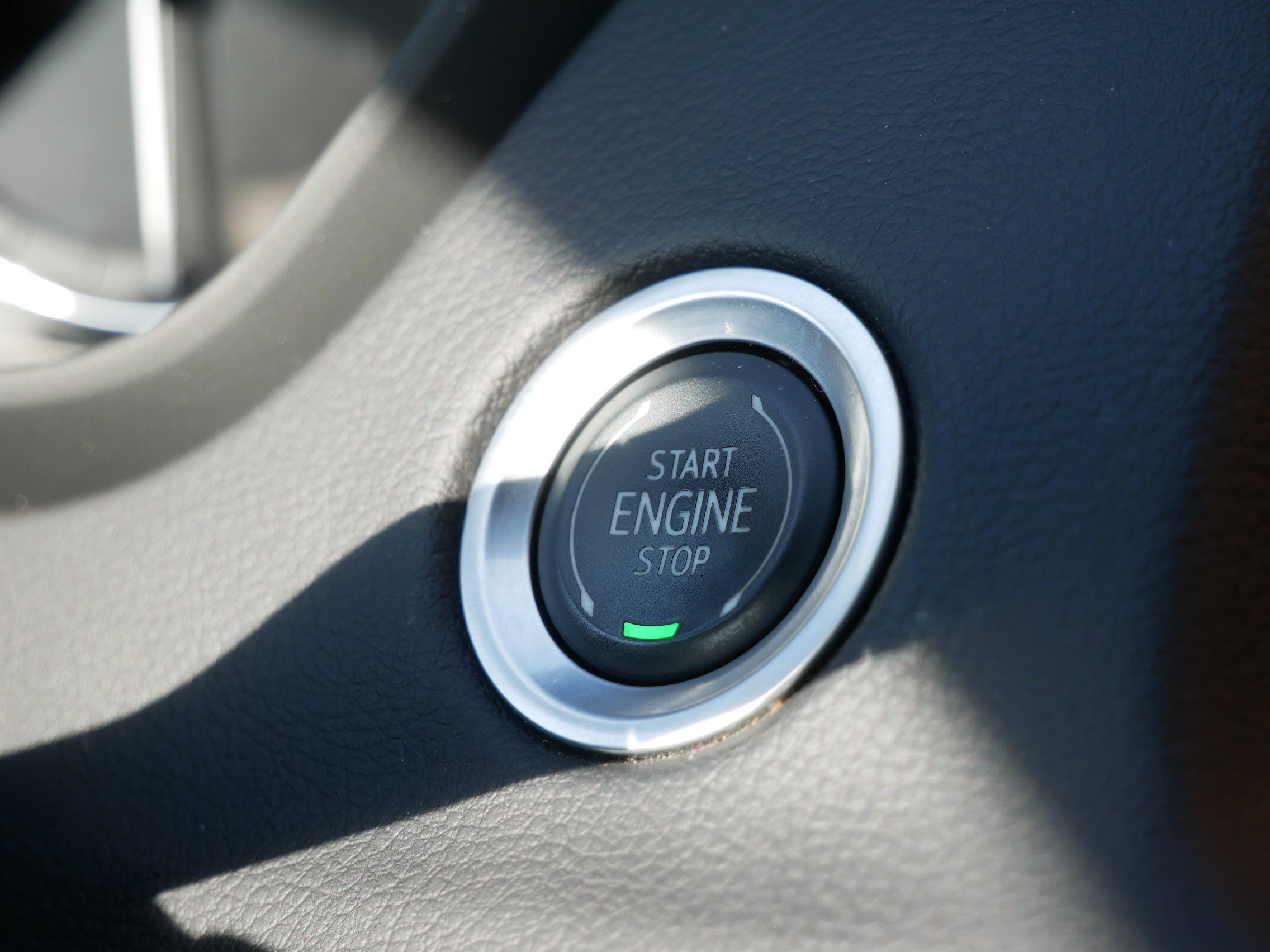 Certified 2022 Cadillac XT4 Luxury image 24