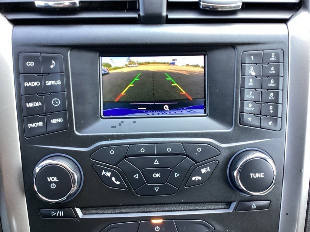 Used 2017 Ford Fusion SE image 45