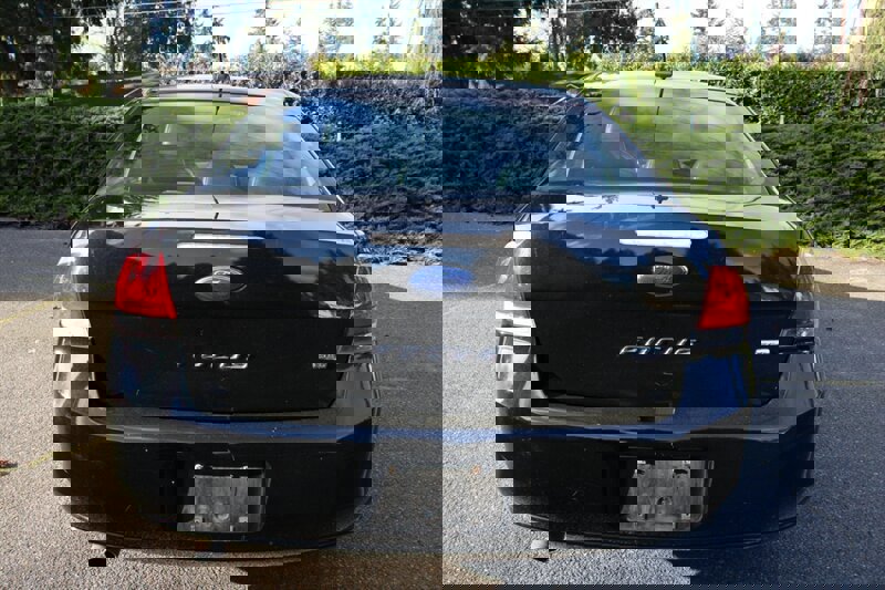 Used 2010 Ford Focus SEL image 11