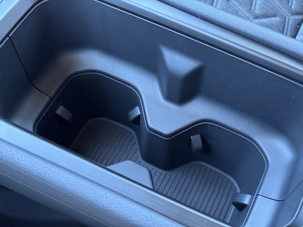 New 2026 Nissan Kicks SV w/ SV Premium Package image 28