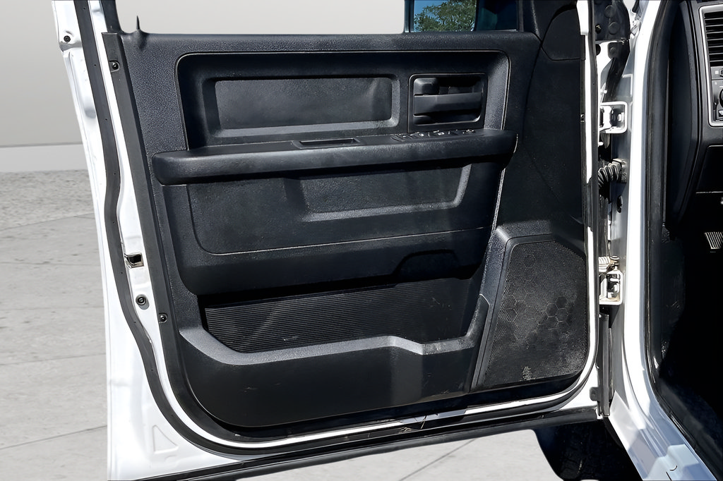 Used 2023 RAM 1500 Tradesman w/ Popular Equipment Group AWD/4WD image 17