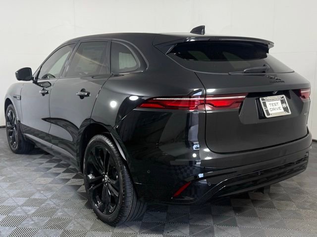 New 2026 Jaguar F-PACE R-Dynamic S image 4