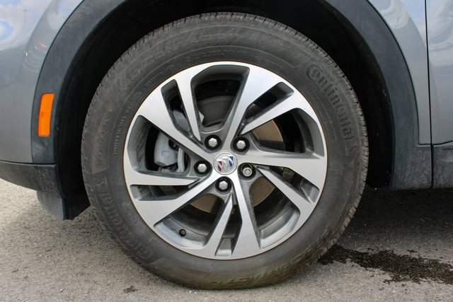 Used 2022 Buick Envision Essence w/ Safety Package image 39