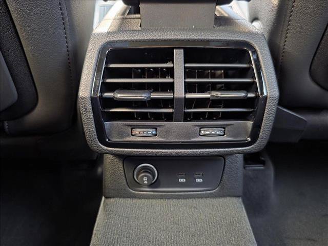 New 2025 Audi Q3 2.0T Premium w/ Convenience Package AWD/4WD image 17