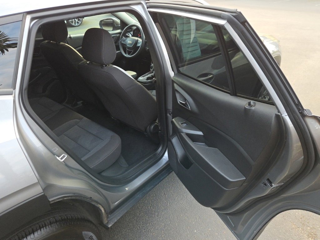 Used 2024 Chevrolet Trax LS w/ Driver Confidence Package image 17