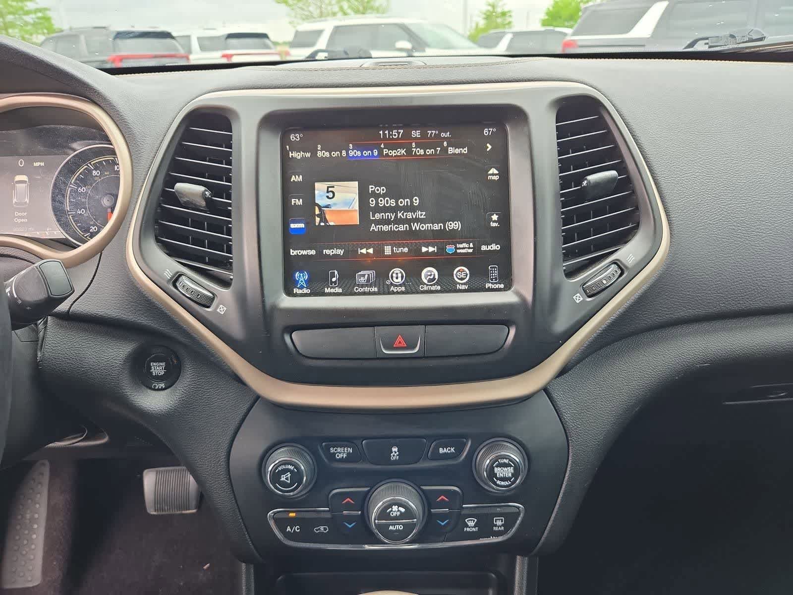 Used 2017 Jeep Cherokee Limited FWD image 26