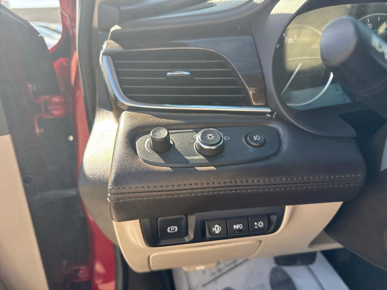 Used 2018 Buick LaCrosse Premium w/ Driver Confidence Package #2 image 24