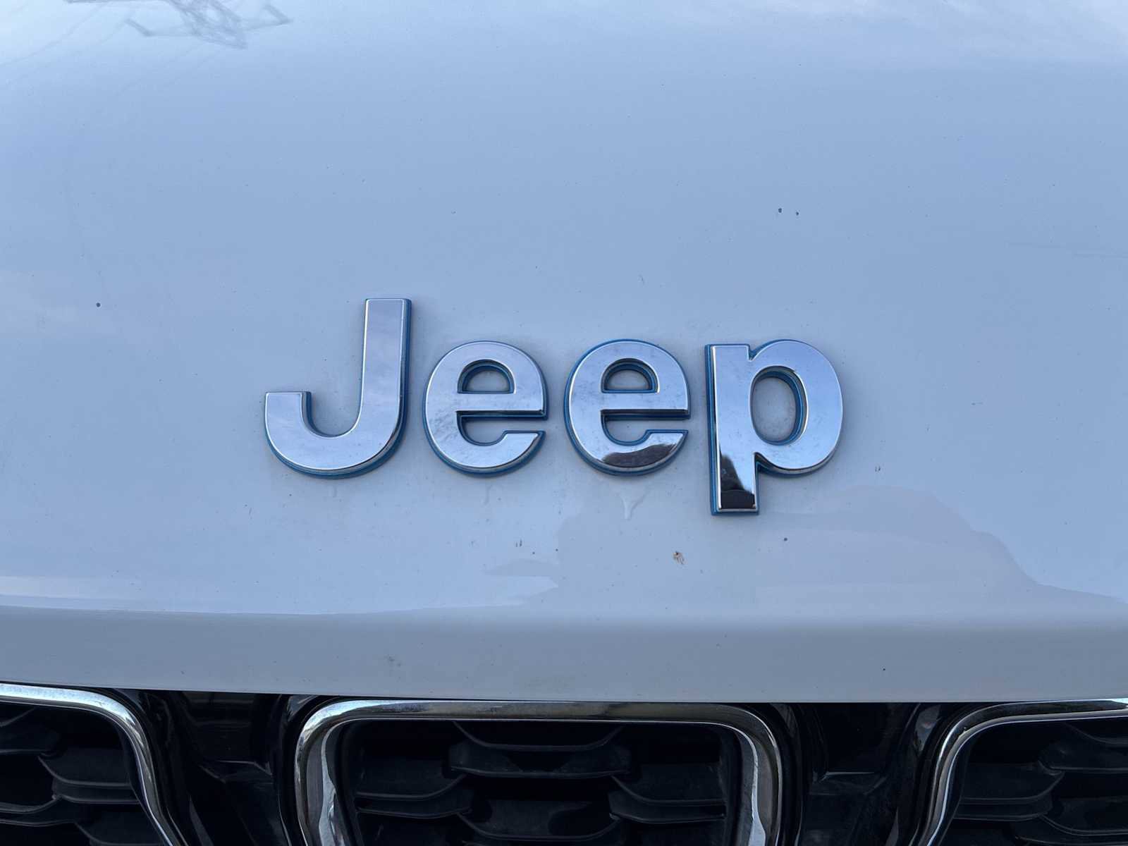 Used 2022 Jeep Grand Cherokee Limited 4xe image 32