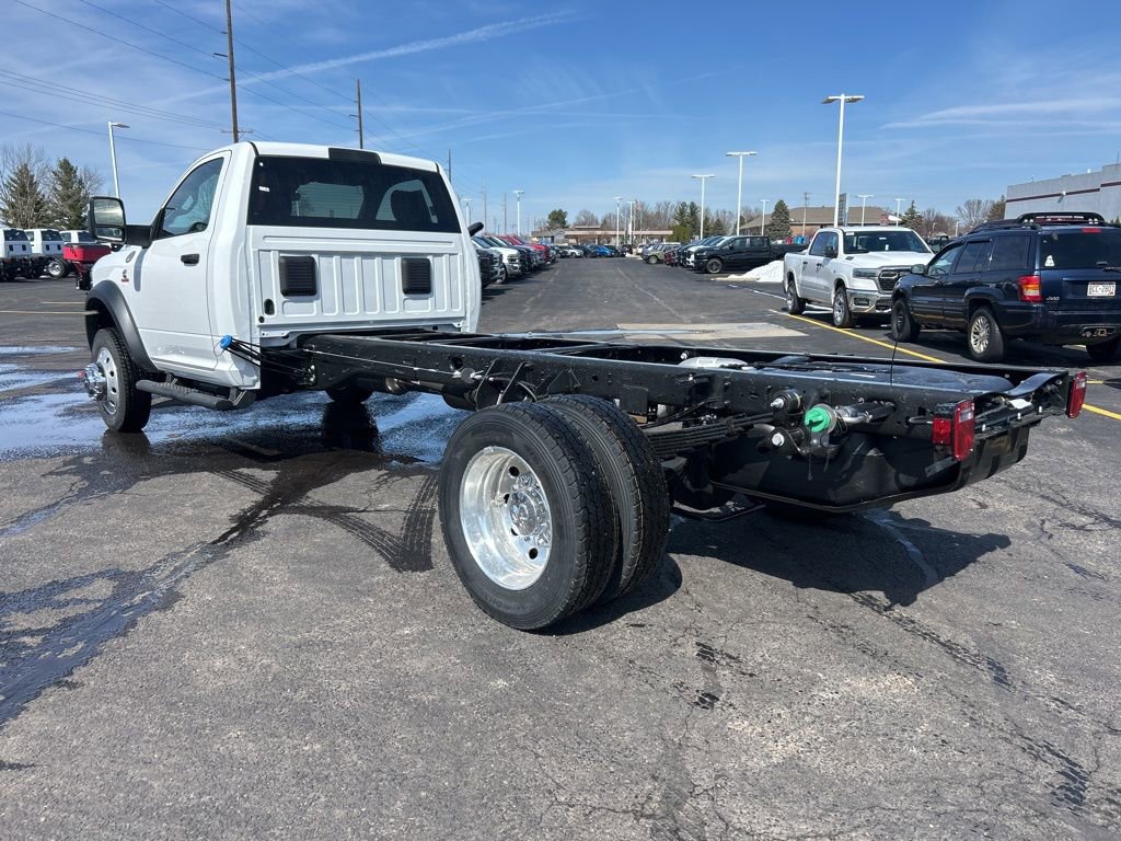 New 2026 RAM 5500 Tradesman AWD/4WD image 5