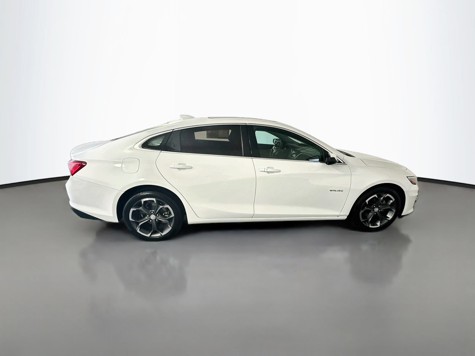 Used 2023 Chevrolet Malibu LT FWD image 8